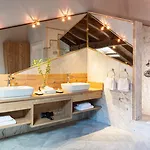 Otel Cristall
