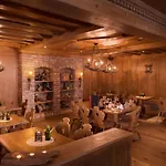 Otel Cristall 4*