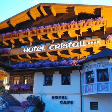 ホテル Cristall 4*