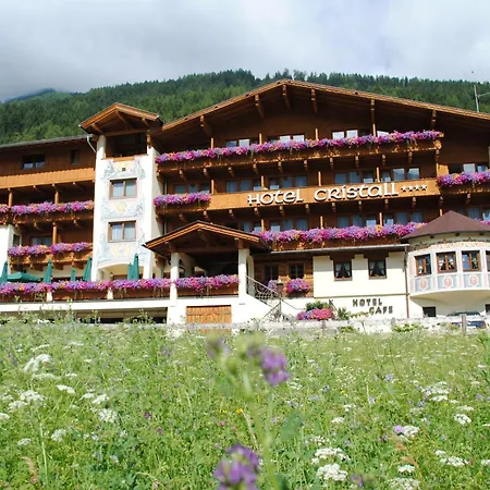 Hotel Cristall 4*